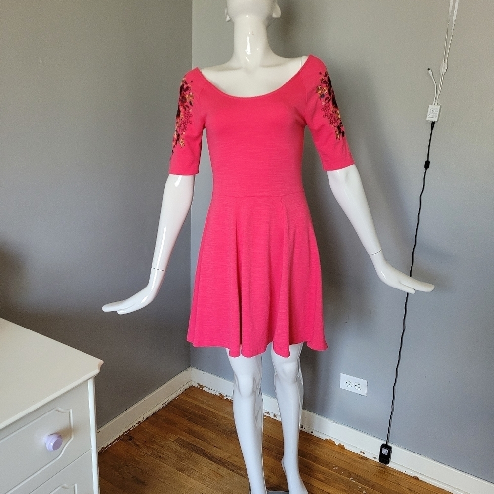 Free People Embroidered Sleeve Skater Dress, GUC, Size XS